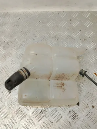 8V618K218AE Бачок расширительный Ford Focus 3 Арт 69238, вид 5
