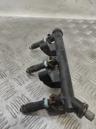 03D133329B Топливная рампа Volkswagen Polo 5 Арт 71533, вид 4