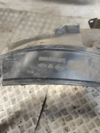 68842AX600 Защита арок передняя правая (подкрылок) Nissan Micra K12 Арт 73554