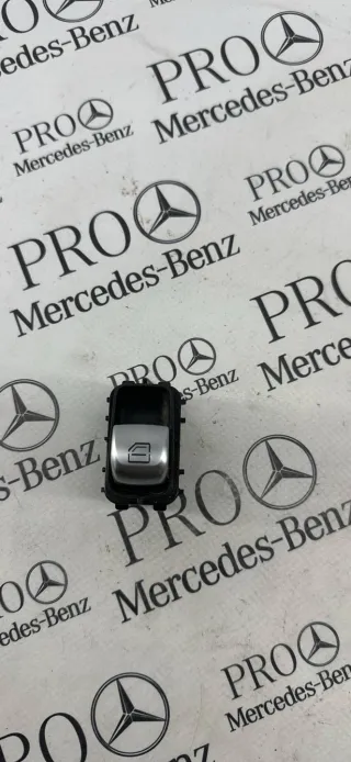 A2229052203 Кнопка стеклоподъемника переднего правого Mercedes Vito W447 Арт 100434, вид 1