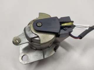 61318363699, 8363699 Личинка замка багажника BMW 5 E39 Арт 007724, вид 2