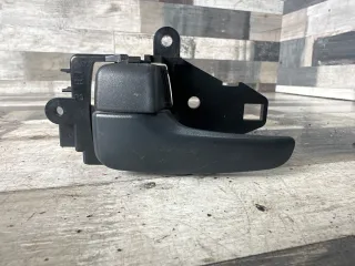 MN105359 Ручка внутренняя задняя левая Mitsubishi Lancer 10 Арт 43207717, вид 1