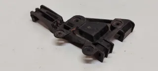 8A0807283 Кронштейн крепления бампера переднего Audi 80 B4 Арт 13891, вид 4