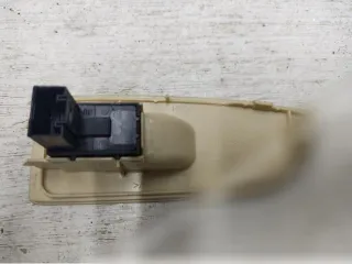 3c8867376a Кнопка стеклоподъемника заднего правого Volkswagen Passat CC Арт 156541852, вид 2