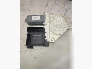 1K0959792G Моторчик стеклоподъемника передний левый Volkswagen Passat B6 Арт 156876844, вид 1