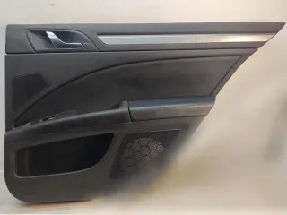 3T5867210 Обшивка двери задней правой (дверная карта) Skoda Superb 2 Арт 157154582, вид 1