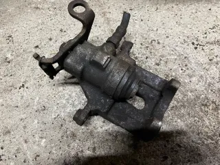  Суппорт тормозной задний левый Ford Focus 1 Арт 2542SU, вид 4