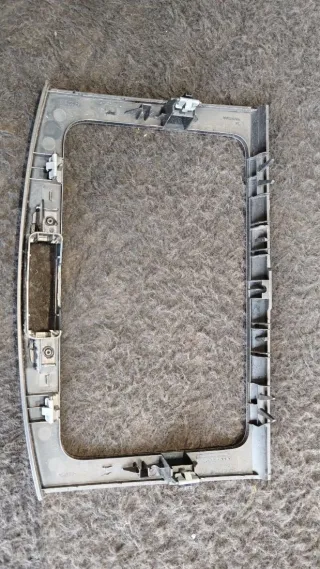 3AA858069 Рамка под магнитолу Volkswagen Passat B7 Арт 94729308, вид 4