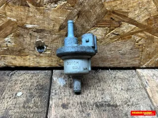 050133517 Клапан вентиляции топливного бака Volkswagen Golf 2 Арт 94731942, вид 4