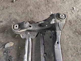  Балка подвески передняя (подрамник) Audi A8 D3 (S8) Арт 94744646, вид 3