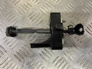 6863060111 Ограничитель открывания двери Toyota Land Cruiser 200 Арт 213118, вид 2