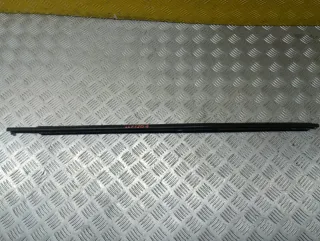 7571160071 Молдинг стекла двери передней правой наружный Toyota Land Cruiser Prado 150 Арт 214730, вид 1