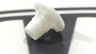 1077371-00-K,1077372-00-K,1473202-00-A,1514952-00-E,1514953-00-E Клипса Tesla model 3 Арт 99477029, вид 1