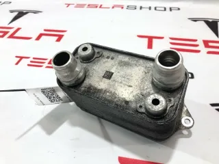 1096215-00-C Радиатор (дополнительный) Tesla model 3 Арт 99477014
