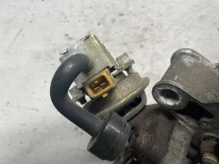 90501694 Кронштейн (крепление) Opel Vectra B Арт 94758790, вид 5
