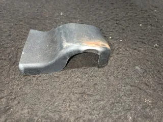 3C9827352 Накладка петли багажника правая Volkswagen Passat B7 Арт 94761683, вид 3