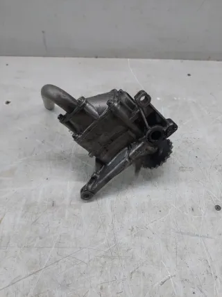 6461601N,A6461810247,6111810201 Насос масляный Mercedes Sprinter W906 2.2л Арт IVS01523, вид 2