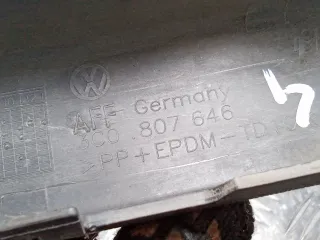 3C0807646 Заглушка (решетка) в бампер передний Volkswagen Passat B6 Арт 94761834, вид 9