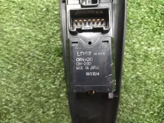 Блок управления стеклоподъемниками Mazda MPV 2 2003г. 05Y3D4 - Фото 7