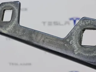 1660526-00 Петля капота левая Tesla model Y Арт 32623, вид 3