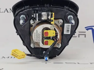1096835-00,1508347-00 Подушка безопасности водителя Tesla model 3 Арт 32527_1, вид 3