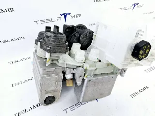 1555055-00,1506803-00,1523003-00,1523002-00,1613703-00,1492611-00,1547595-A0 Компрессор кондиционера Tesla model Y Арт 31241_1, вид 3