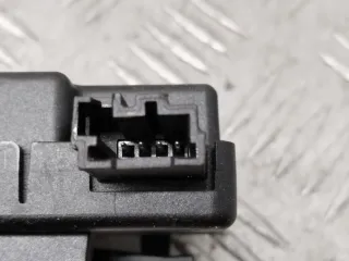 13595511 Блок управления центральным замком Opel Astra K Арт 68370_2000001304503, вид 3