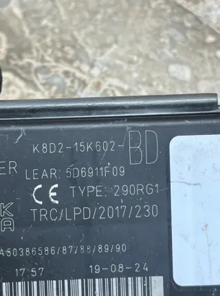 K8D215K602BD Антенна Jaguar F-Pace Арт 42177, вид 5