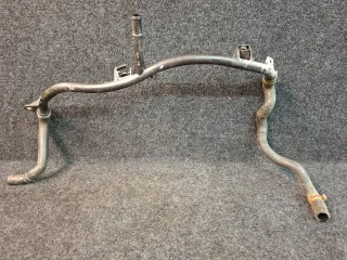 04E121070AC Трубка охлаждающей жидкости пластиковая Volkswagen Jetta 7 Арт 319956, вид 1