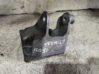 11332JD500 Кронштейн двигателя Nissan Qashqai 1  Арт Kr33