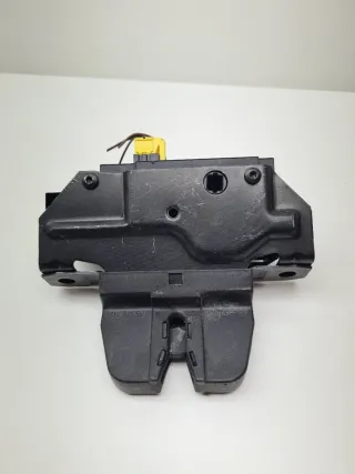 495072894,13178192 Замок крышки багажника Opel Vectra C  Арт 9821, вид 1