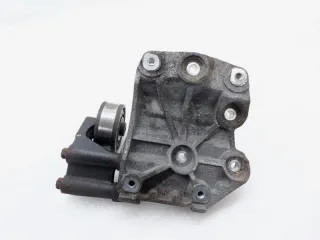 7813A730 Кронштейн компрессора кондиционера Mitsubishi Pajero Sport 3 Арт ST260382, вид 4