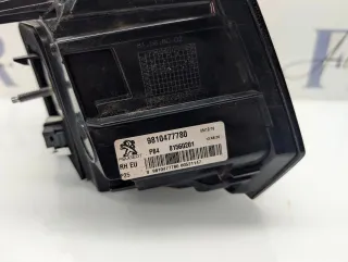 9810477780 Фонарь крышки багажника правый Peugeot 3008 2 Арт W444134, вид 6
