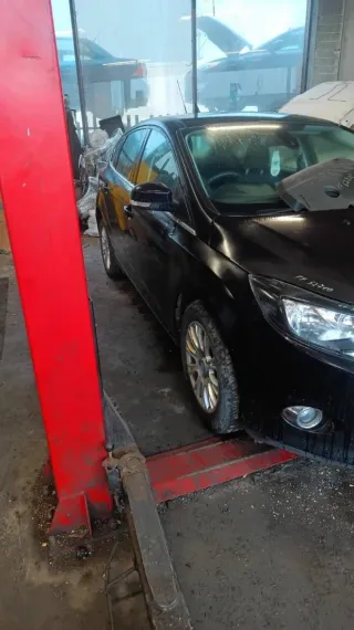  Бампер передний Ford Focus 3 Арт 94806428, вид 2