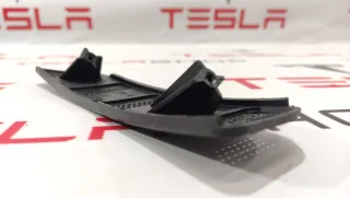 1059979-00-B Кронштейн крепления фары противотуманной левой Tesla model S Арт 99477236, вид 3