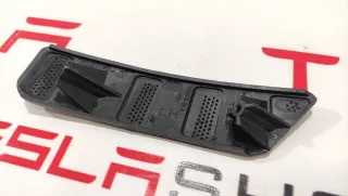 1059979-00-B Кронштейн крепления фары противотуманной левой Tesla model S Арт 99477235, вид 1