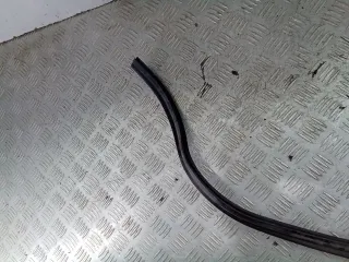  Уплотнитель капота Volkswagen Passat B6 Арт 94813318, вид 7