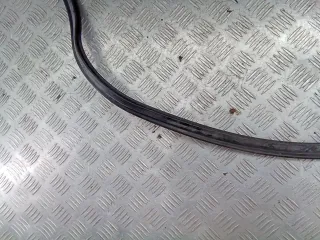  Уплотнитель капота Volkswagen Passat B6 Арт 94813318, вид 6