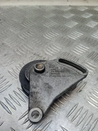058260511 Кронштейн компрессора кондиционера Volkswagen Passat B5 Арт 59170, вид 1