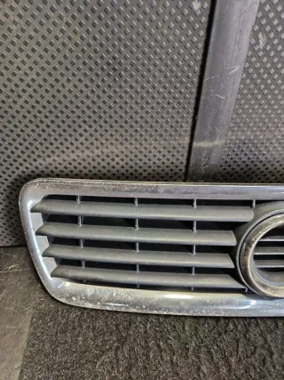 8D0853651 Решетка капота Audi A4 B5 Арт 94827934, вид 2