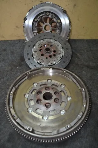03G141625E,06F105264 Комплект сцепления Volkswagen Passat B6 Арт A2265, вид 1