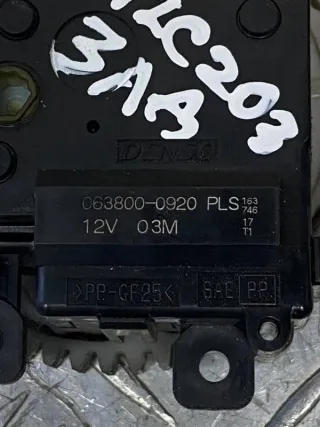 0638000920 Моторчик заслонки печки Toyota Land Cruiser 200 Арт 213415, вид 2