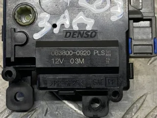 0638000920 Моторчик заслонки печки Toyota Land Cruiser 200 Арт 213425, вид 2