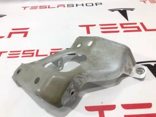 1086017-S0-A,1086017-00-D,1086017-00-C Кронштейн Tesla model 3 Арт 99477274, вид 1
