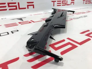 1004518-03-F,1045969-92-C Накладка декоративная на торпедо Tesla model S Арт 9905319, вид 3