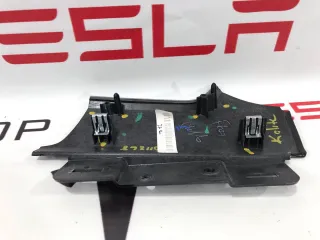 1007834-00-C,1045969-92-C Накладка декоративная на торпедо Tesla model S Арт 9905309, вид 4