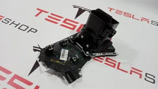 1004518-03-F,1045969-92-C Накладка декоративная на торпедо Tesla model S Арт 9883589, вид 4