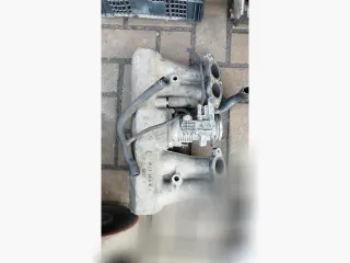  Коллектор впускной BMW 3 E30 Арт 147902405