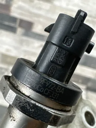 CJ5E9F97BF,BM5G9F972BA Топливная рампа  Ford Mondeo 5 Арт 94850501, вид 2