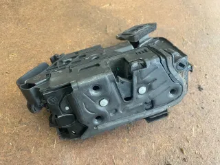 5TB837016A,B6A5TB837016A Замок двери передней правой Skoda Fabia 2 restailing Арт 2011EZD, вид 4